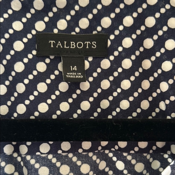 Women’s Blue and White Patterned Shirt Sz 14 M - L Wrinkle Resistant - Picture 2 of 4